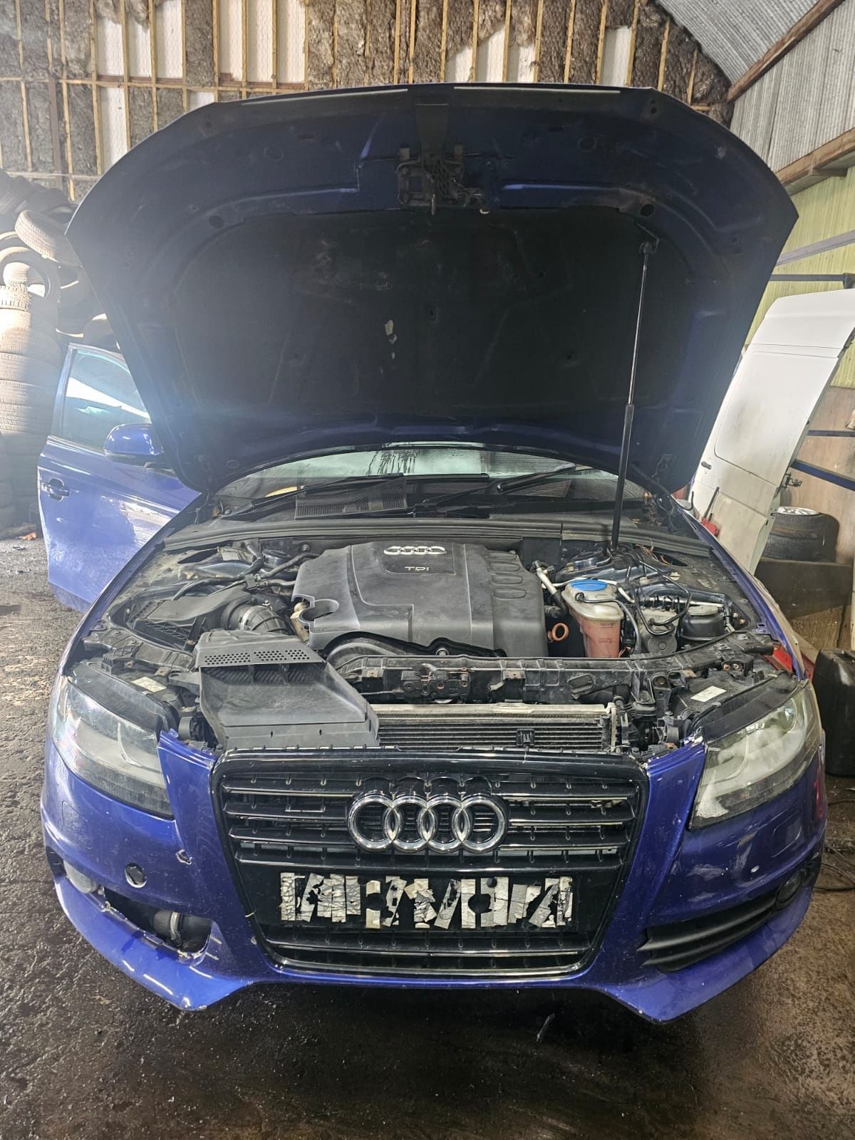 Zderzak maska lampa błotnik pas przedni audi A4B8