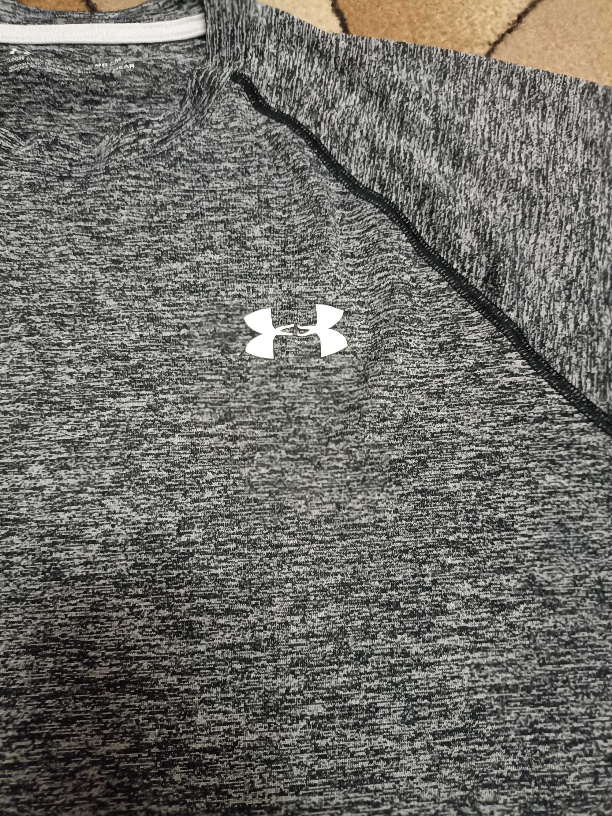 Футболка Under Armour