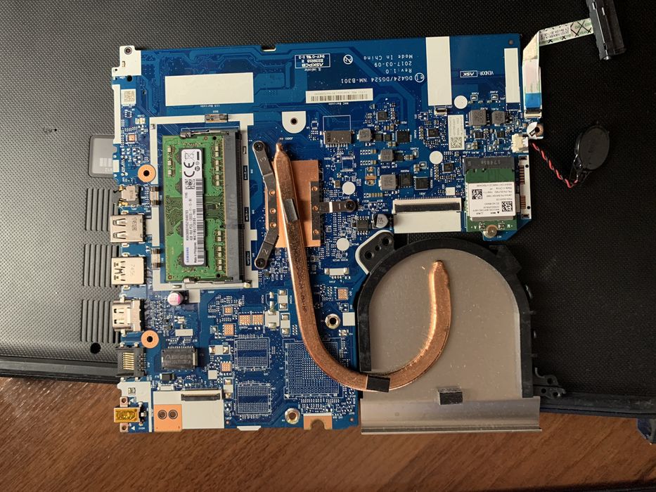 Lenovo 320 330 запчастини, батарея, топкейс, плата на n4200 4 ядра