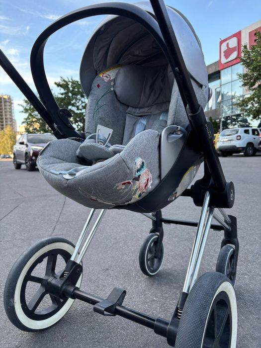 Продам Cybex Prime Koi  коляска  разом с Qloud Koi авто кресло люлька