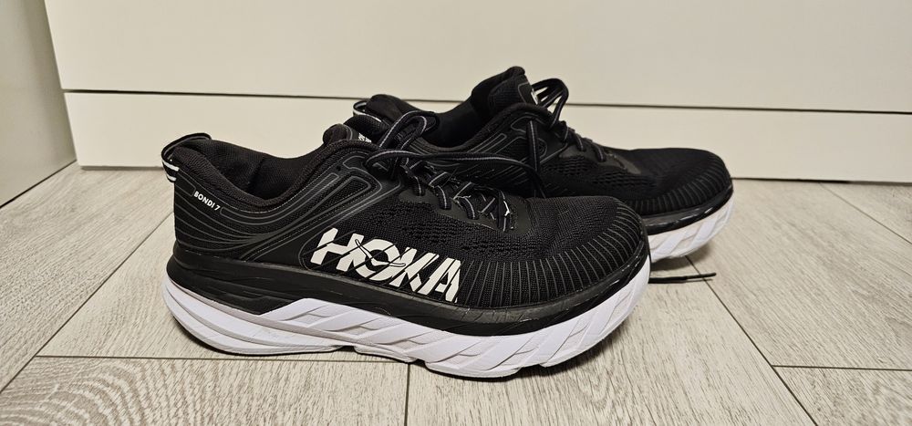 HOKA ONE ONE BONDI 7 używane rozmiar 38⅔ wkładka 24cm