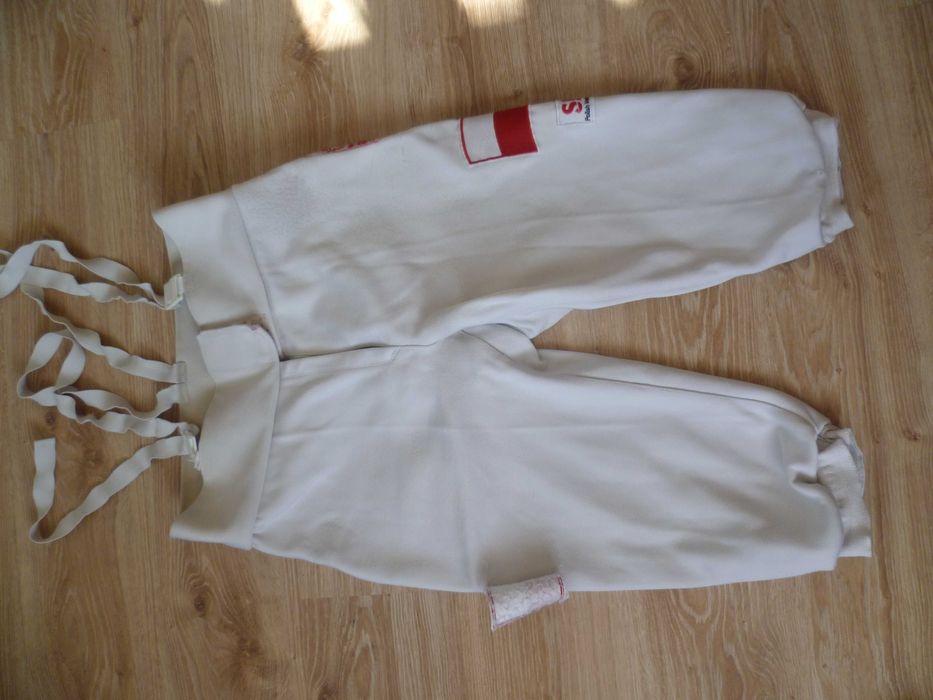 Spodnie szermiercze Allstar 800N. Używane. Dla praworęcznego.