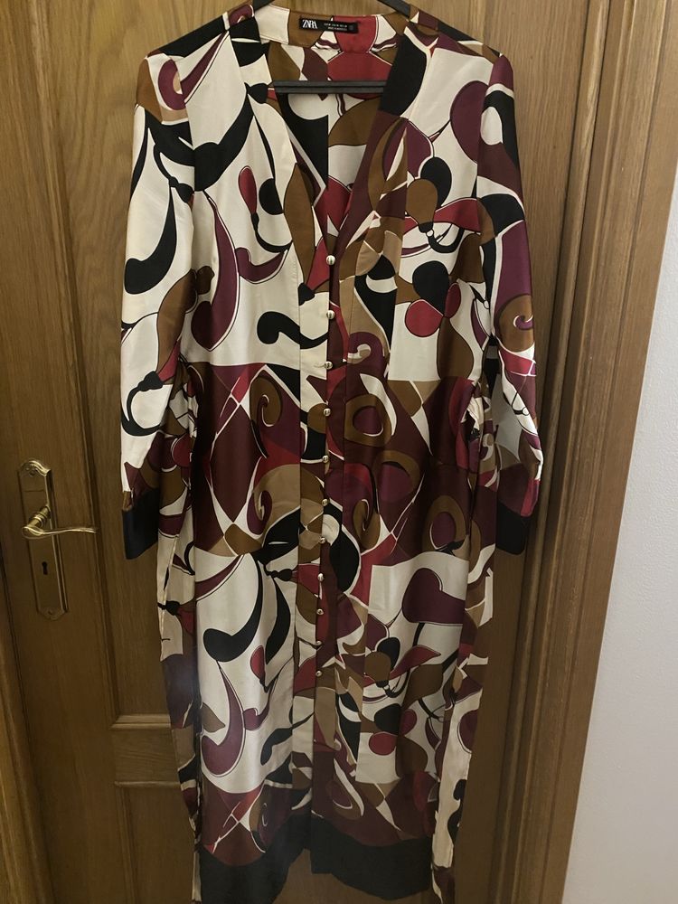 Vestido Zara estampado