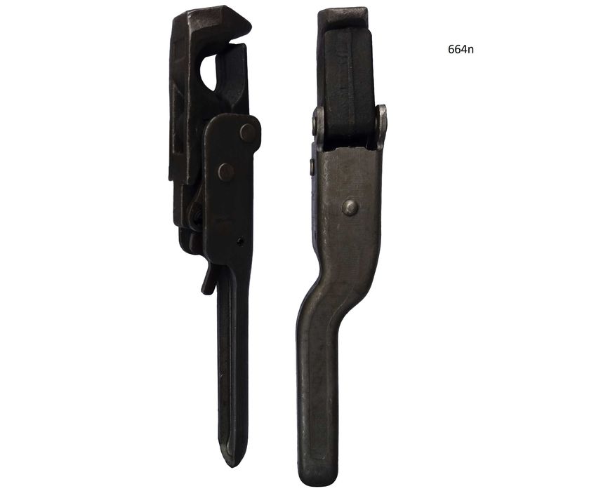 12 x spinacze ze sworzniem do burt przyczepy na sworzeń 18 typu Pronar