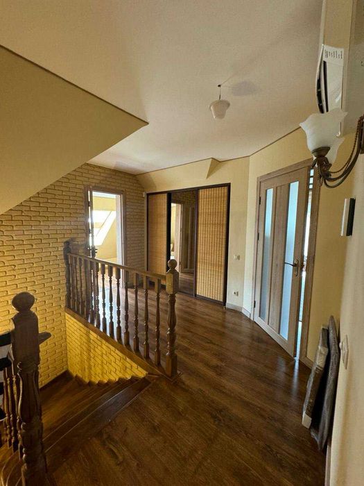 Продаж сучасного будинку 155м2, Київська обл. Без%