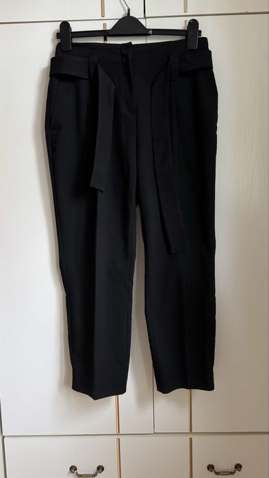 Spodnie damskie czarne eleganckie w kant Next 38