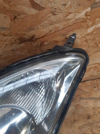 Lampa/ reflektor przedni lewy Suzuki Swift MK6