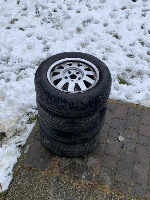 Felgi z oponami komplet aluminiowe 15 OEM Audi A4 B5 5x112 ET45