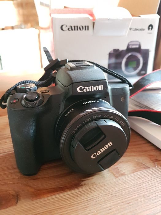 Aparat canon eos m50 + obiektyw efm 22mm