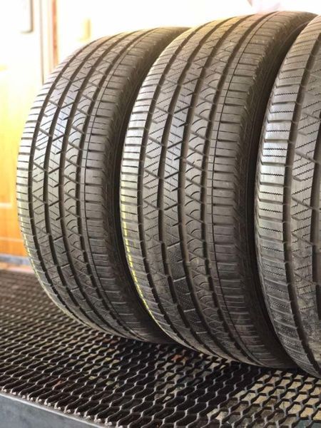 275/40/22 R22 Continental ContiCrossContact LX Sport ContiSeal