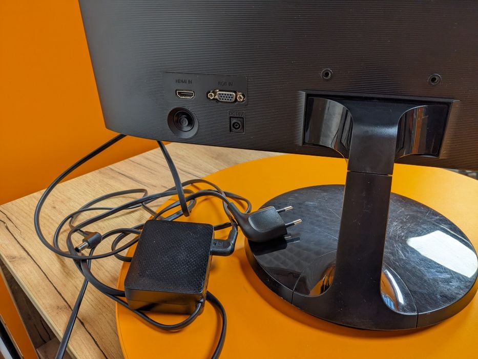 Монітор Samsung 21.5" S22F350FHI
LS22F350FHIXCI