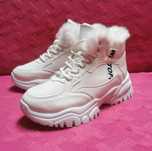 Białe ocieplane buty zimowe sniegowce sneakersy