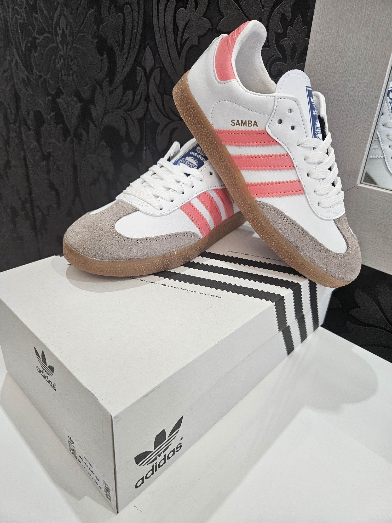 Adidas Samba coral