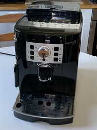 Automatyczny ekspres do kawy Delonghi Magnifica S ECAM22.110.B