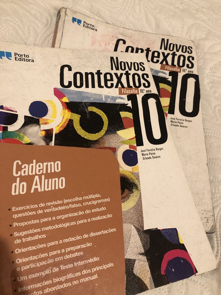 Manual Novos Contextos + Caderno de atividades 10ano Filosofia