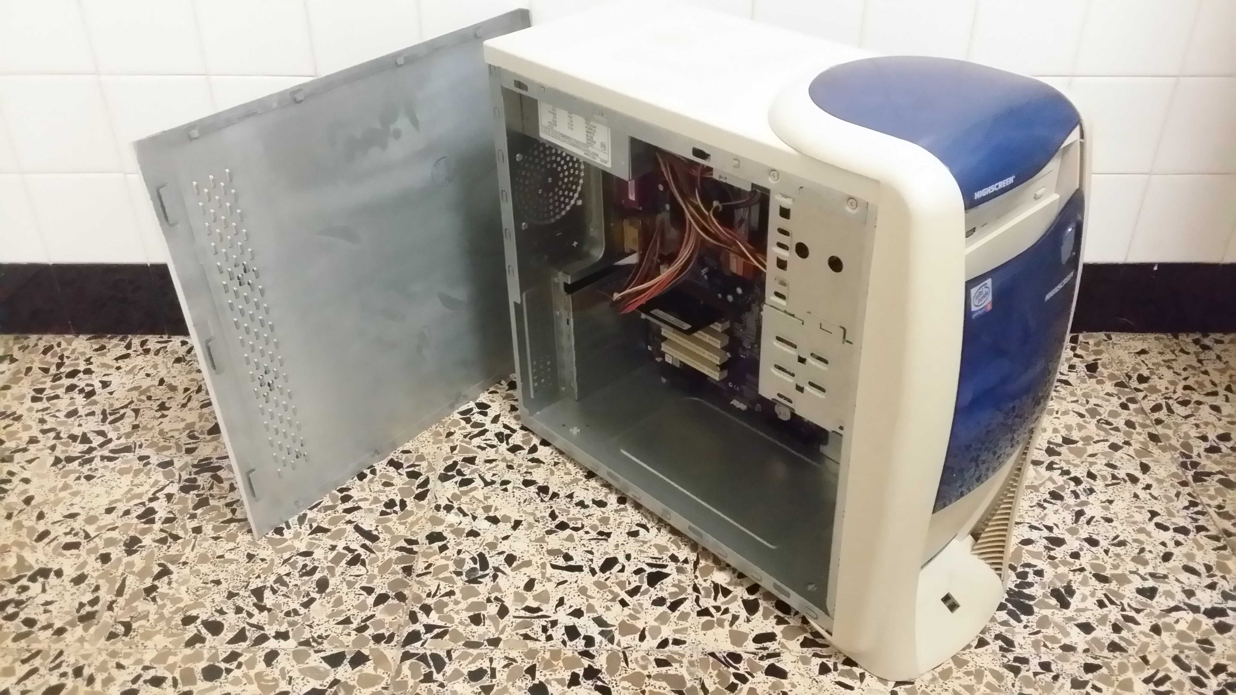 Computador fixo BAIXA DE PREÇO 30€- Desocupar - A Funcionar
