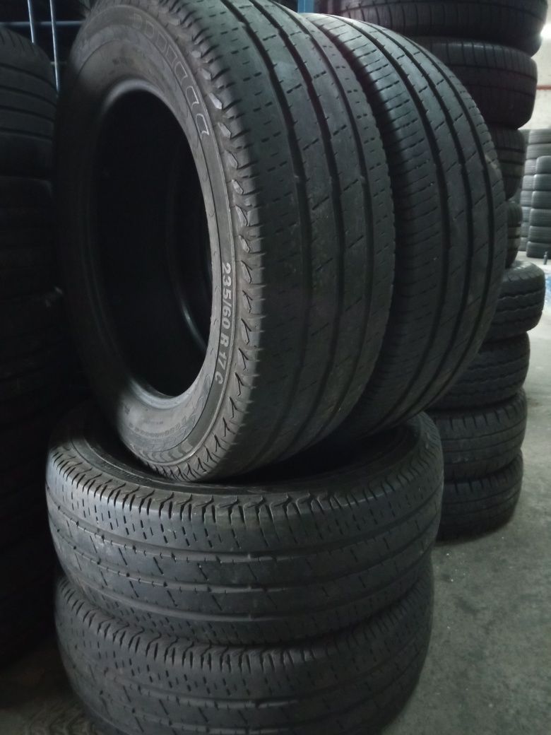 Літні шини б/у 235/60 R17C 117/115R Continental Vanco 2 (склад) грузов