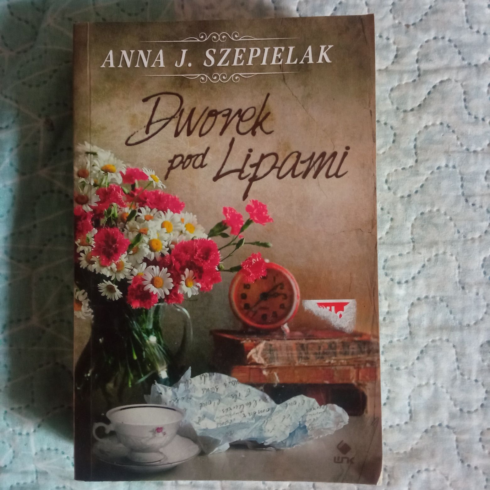 Anna j szepielak dworek pod lipami