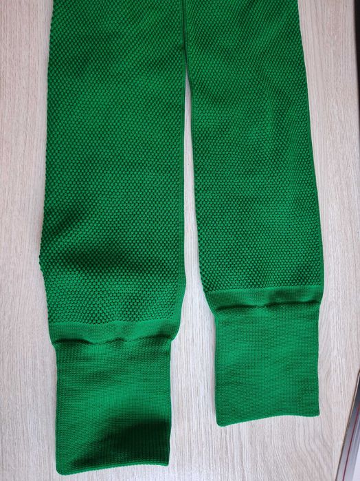 Nowe getry piłkarskie Jako zielone r. 43-46 skarpety