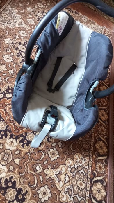 Продам автокресло от 0-13 кг