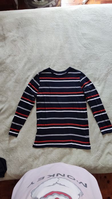 Vendo  roupa de rapaz 11/12 anos