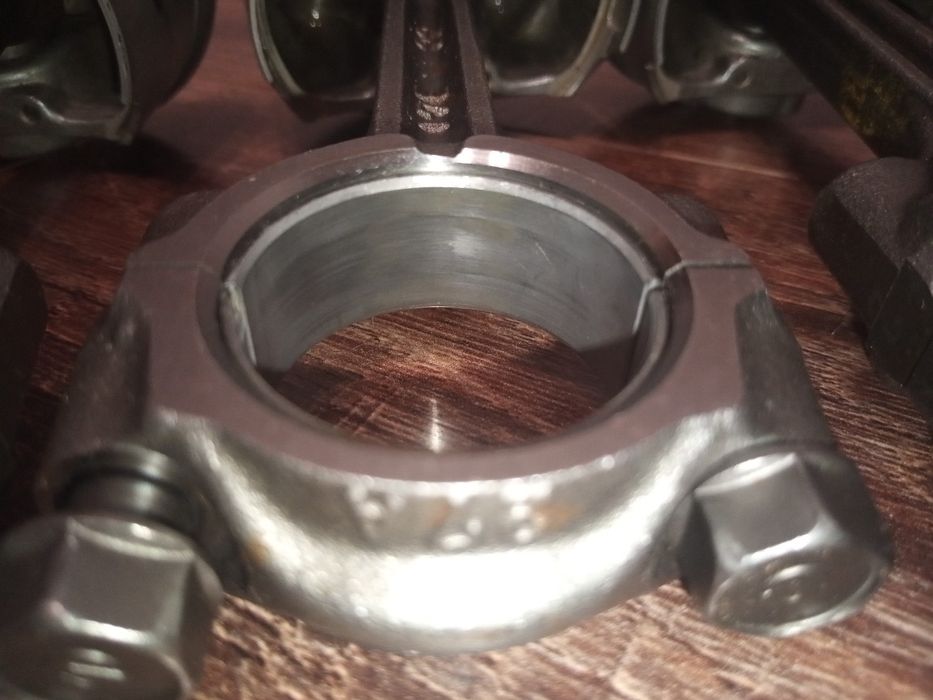 Поршні Suzuki gsx750f katana