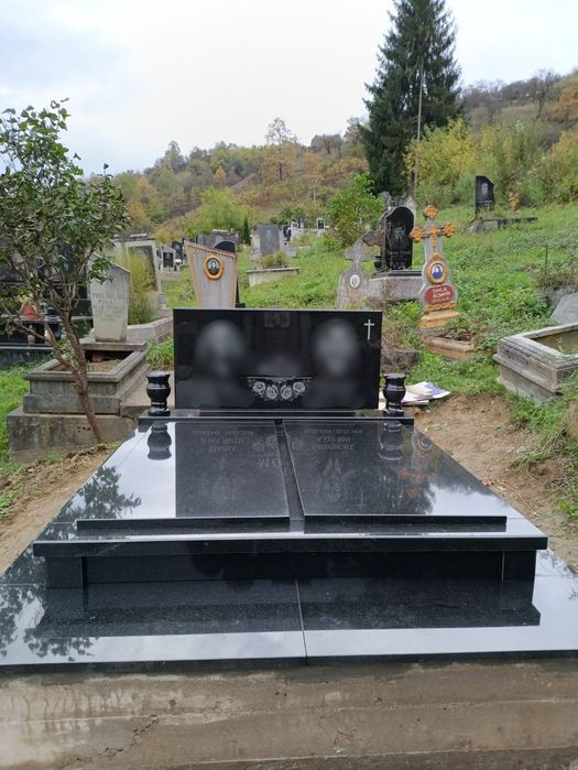 Пам'ятники від виробника: Біла церква.