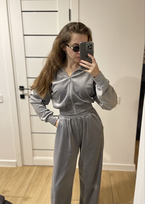 Костюм велюровий жіночий