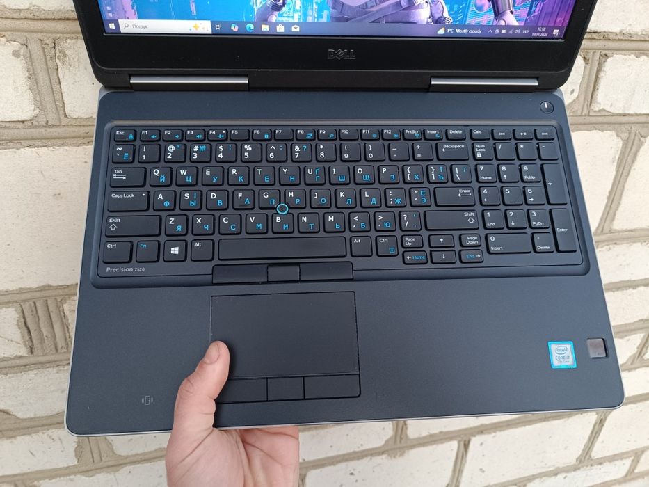 Зі сканером відбитку Ігровий ноутбук Dell (i7 7700HQ/32/512/M2200 4gb)