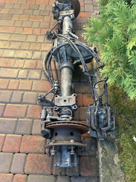 Продаеться 37-9 , 41:11,35:8, привезені з Італіі в доброму стані