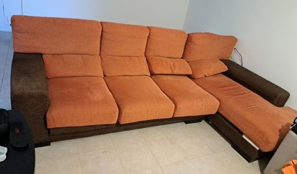 Sofá (Chaise Longue) - Conforto e Estilo Bicolor