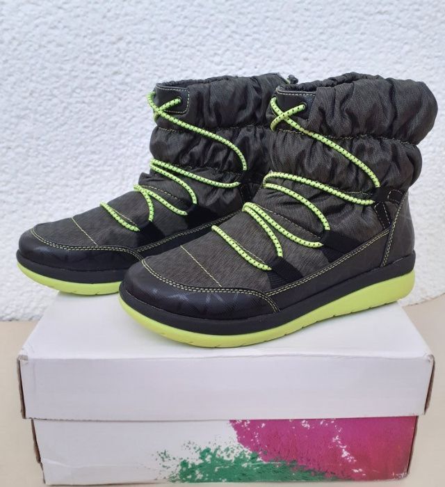 сапоги Clarks Cabrini р. 36, 38 женские ботинки дутики