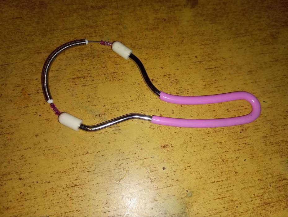 Инструмент для выщипывания усиков, новый