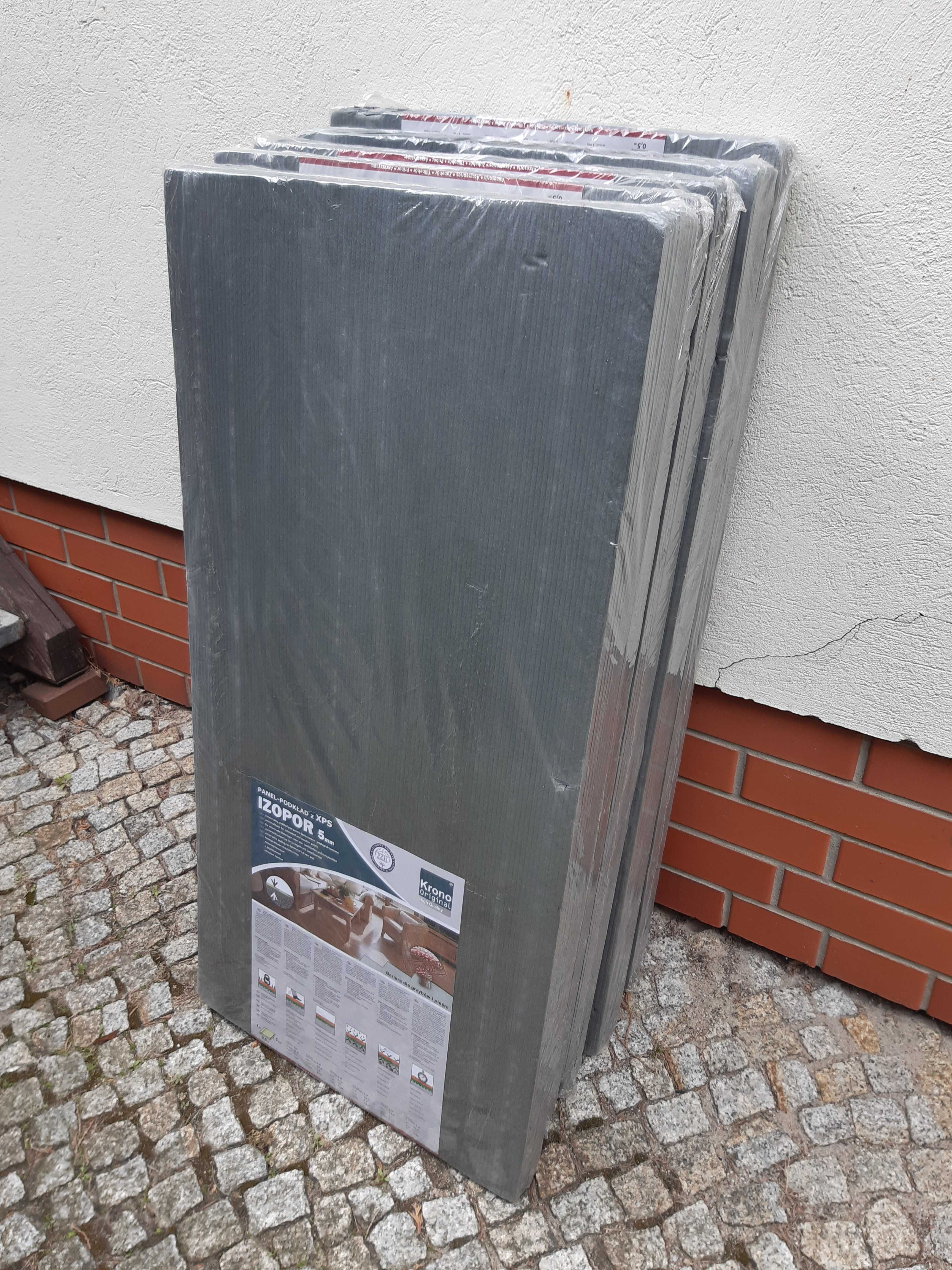 Podkłady pod podłogi z polistyrenu XPS.