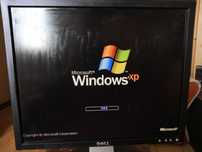 Monitor LCD Dell 15 cali