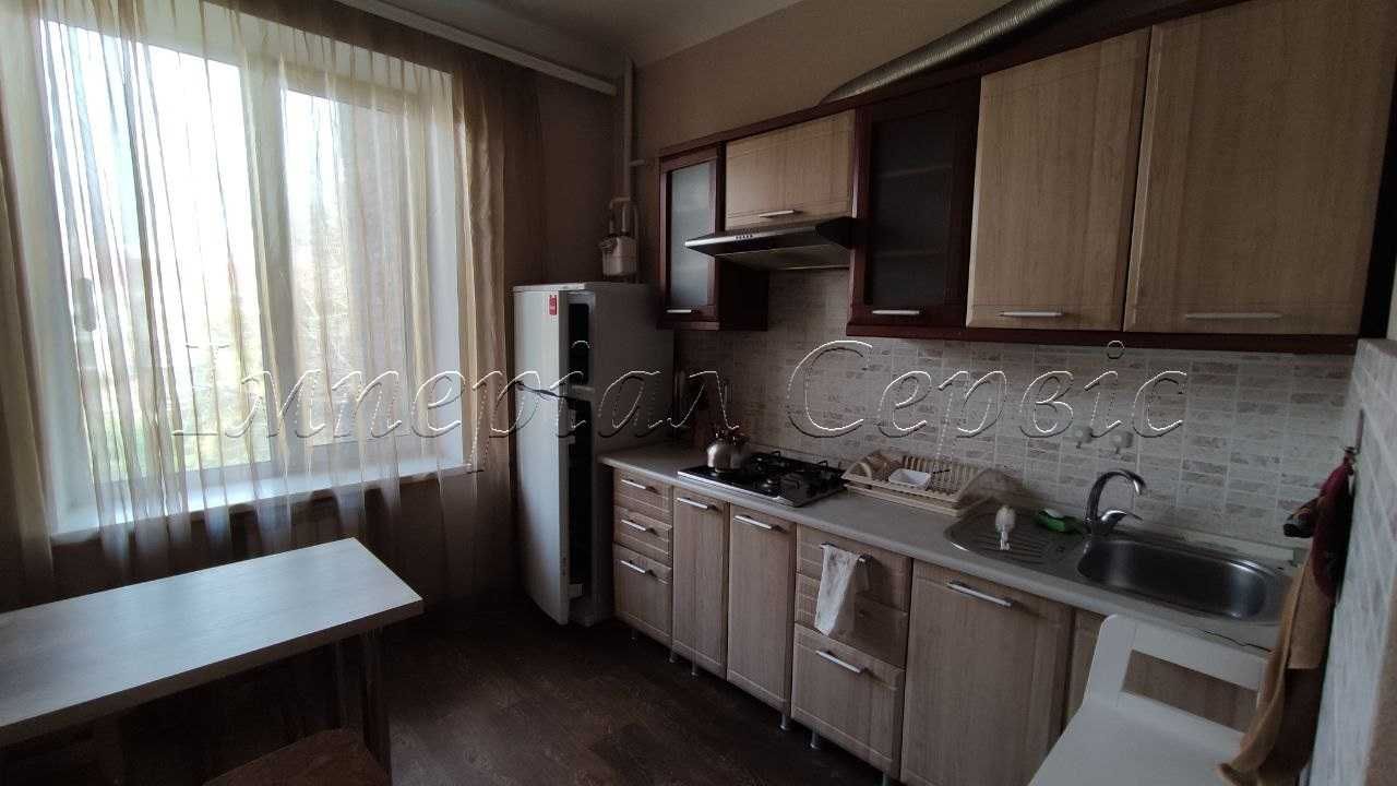 Продам 2 комнатную квартиру по ул. Проспект Соборный(р-н Мира)