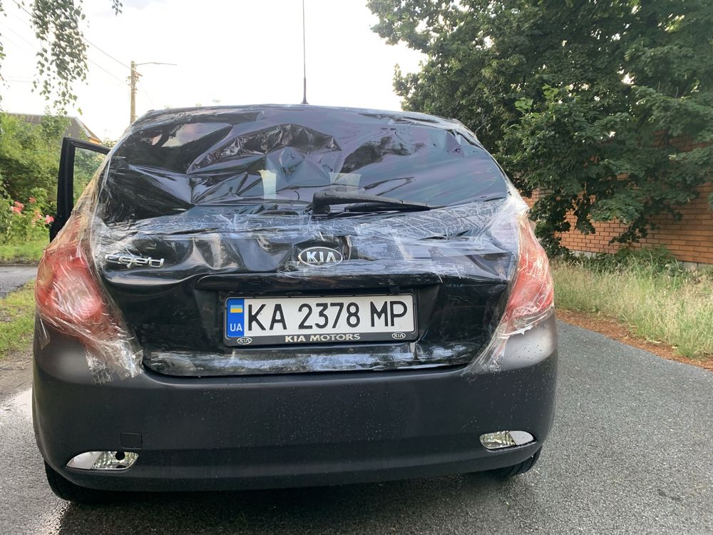 Продам  киа сиид дтп2.0 автомат