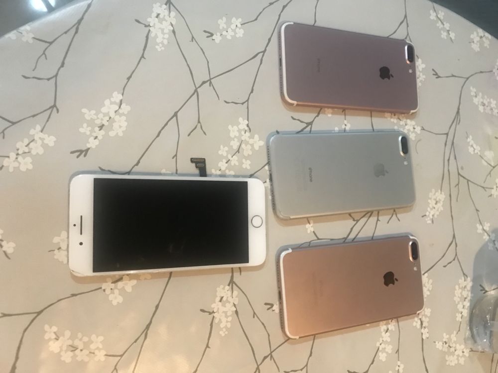 3 iPhones 7 plus + display partido peças