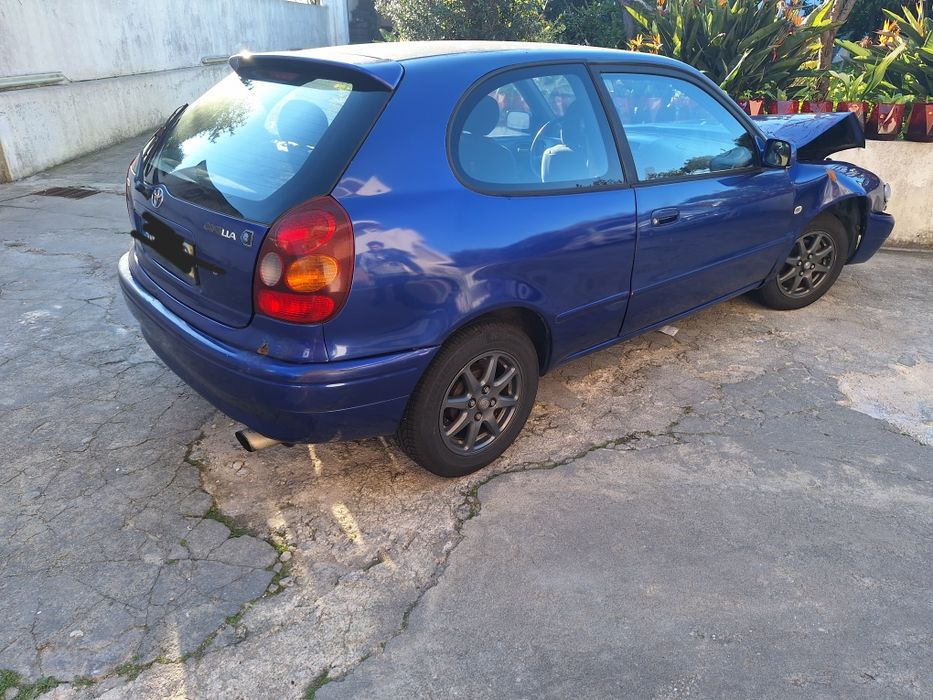 Toyota corola e11 1.4 vvti para peças