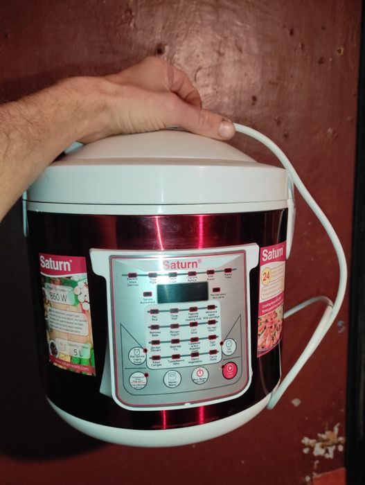 Мультиварка Saturn ST-MC9208