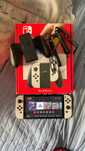 Vendo Nintendo Switch + Jogo Super Mario Odyssey
