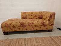 Chaise longue / sofa
