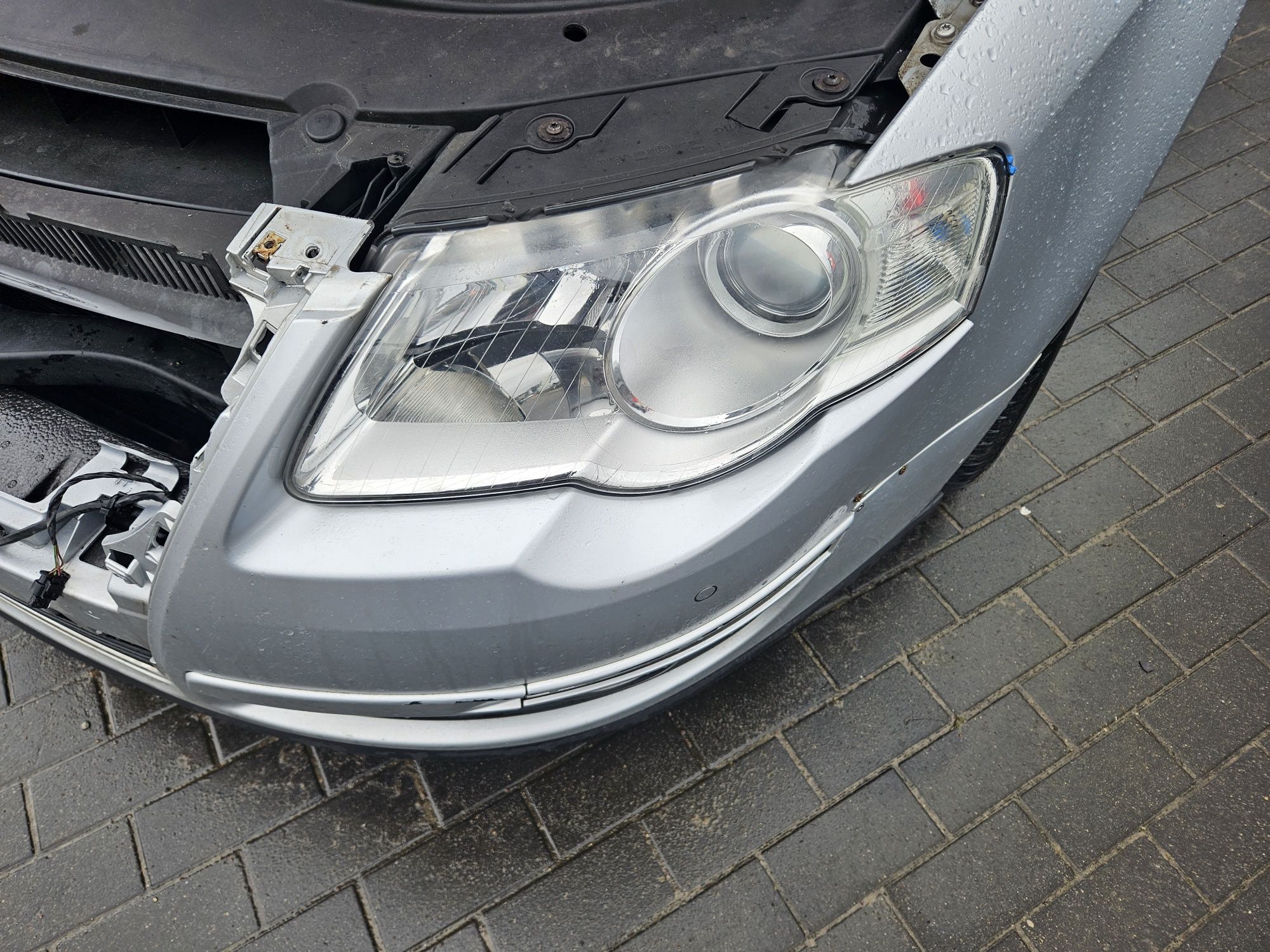 Lampa Reflektor Vw Passat B6 soczewka