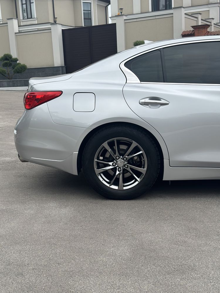 Infiniti q50 3.0