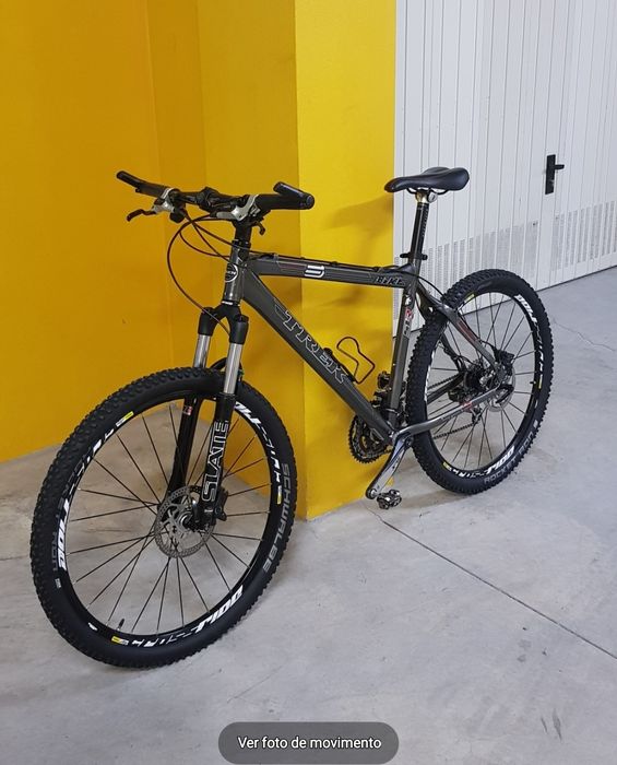 Bicicleta trek semi nova