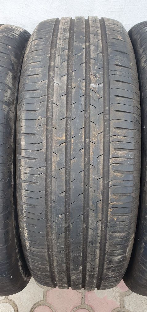 Continental 215/65 R17 2020 рік