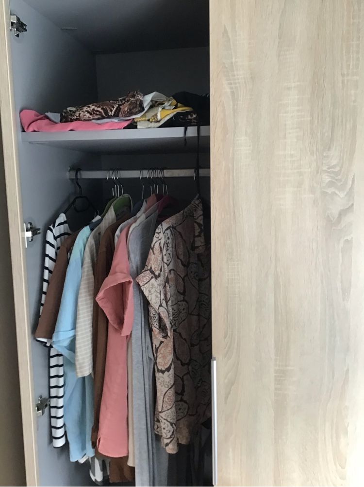 Szafa ubraniowa z szufladami
