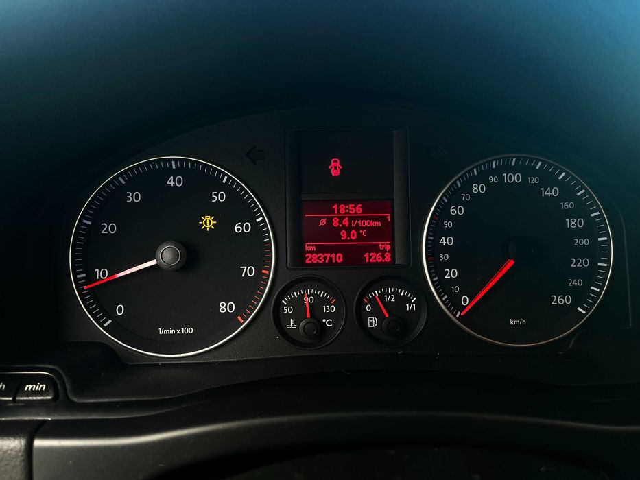 Volkswagen Golf 5 Plus 1.6 MPI