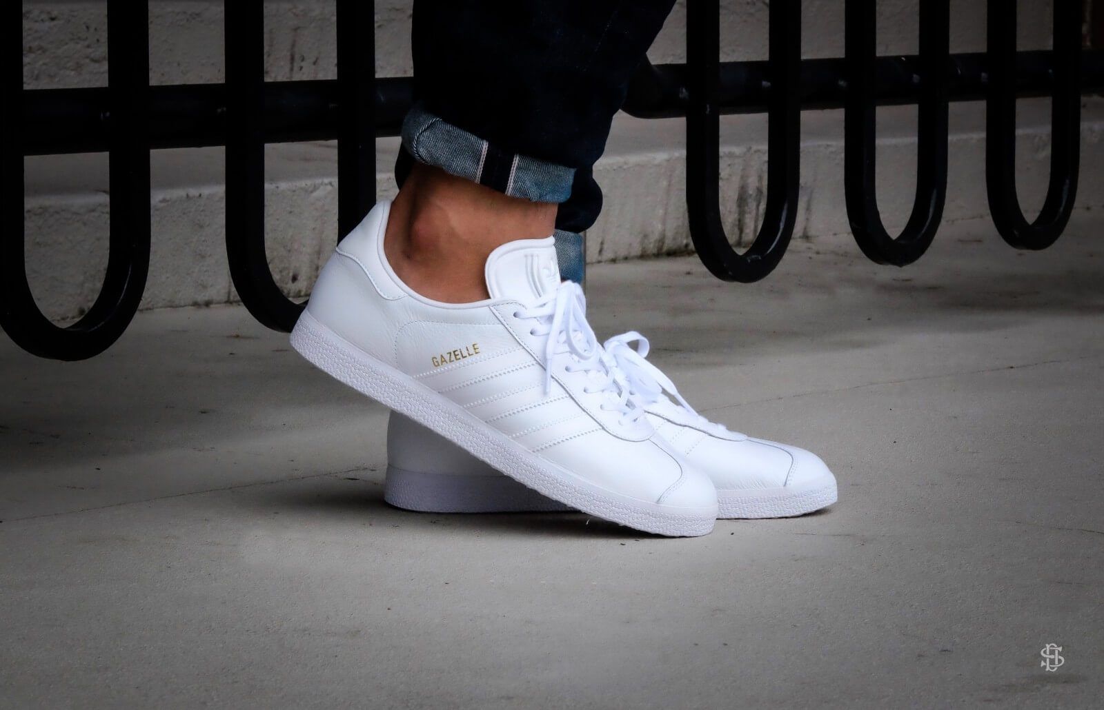 Kicksy Adidas Originals Gazelle Triple White EUR 39 1/3 CM 24,5