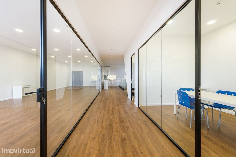 Prédio para serviços ou escritórios ou espaço coworking